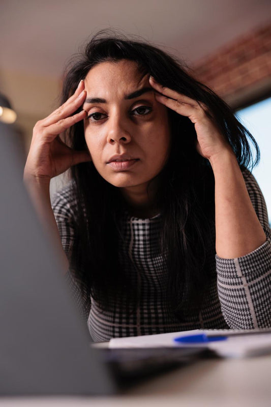 Migraine and Sleep: Tips for Better Rest – Swaarnim Ayurveda